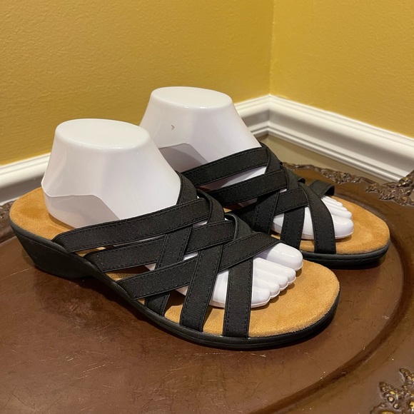 Women’s St Johns Bay Sandals - Picture 2 of 8